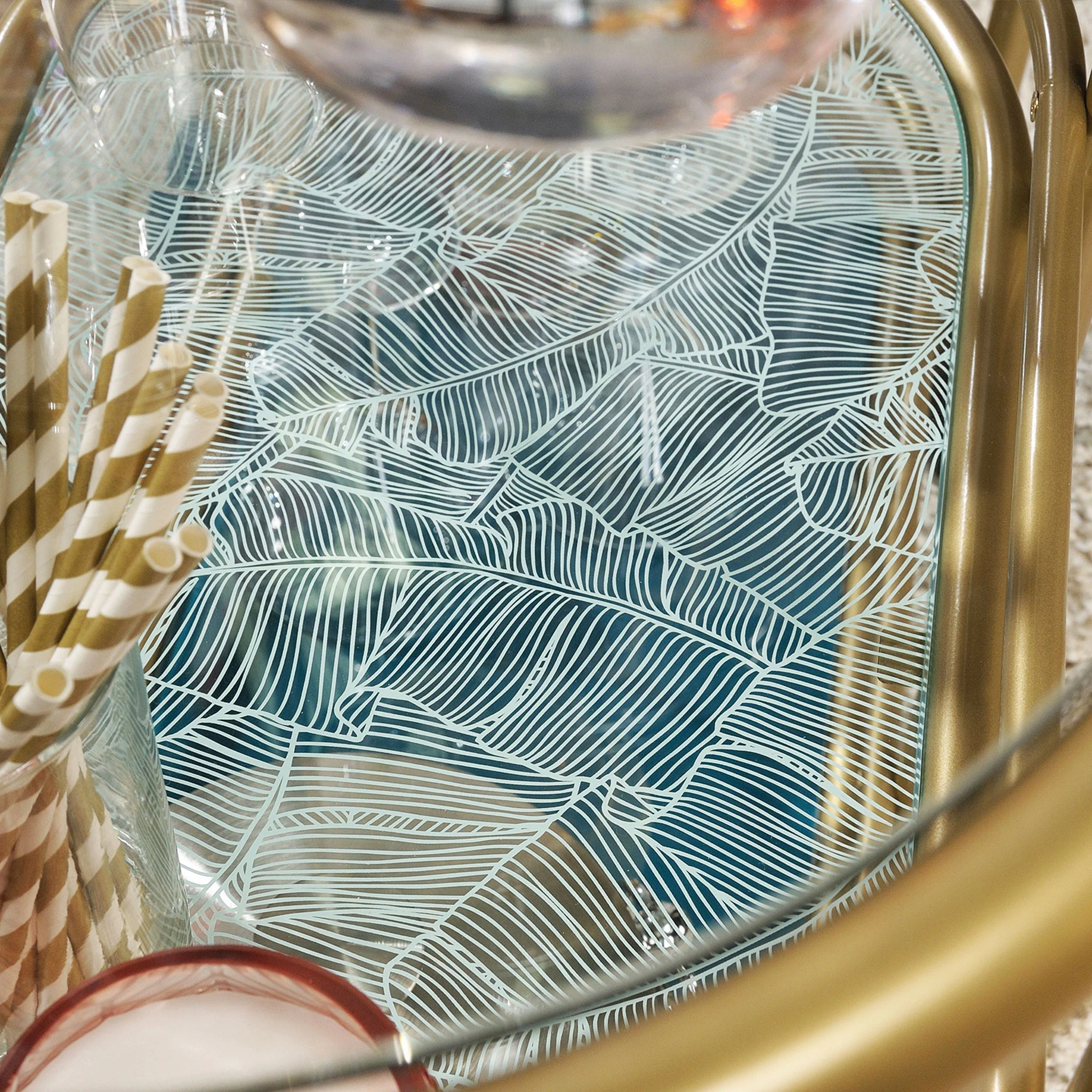 CORAL CAPE Gheridon - Image 9