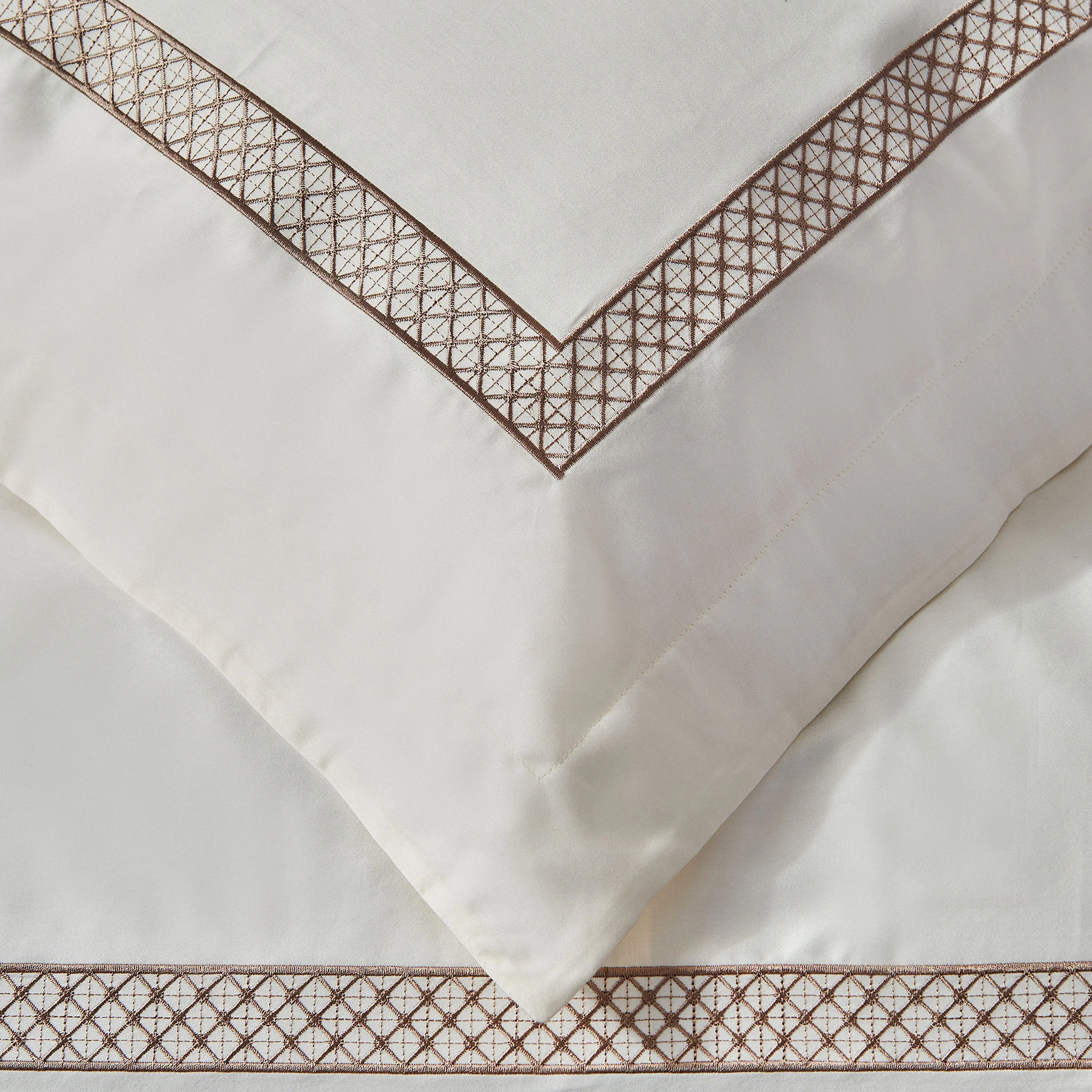 SOPHIA EMBROIDERY Set așternut 7 piese, 220x240cm - Image 4
