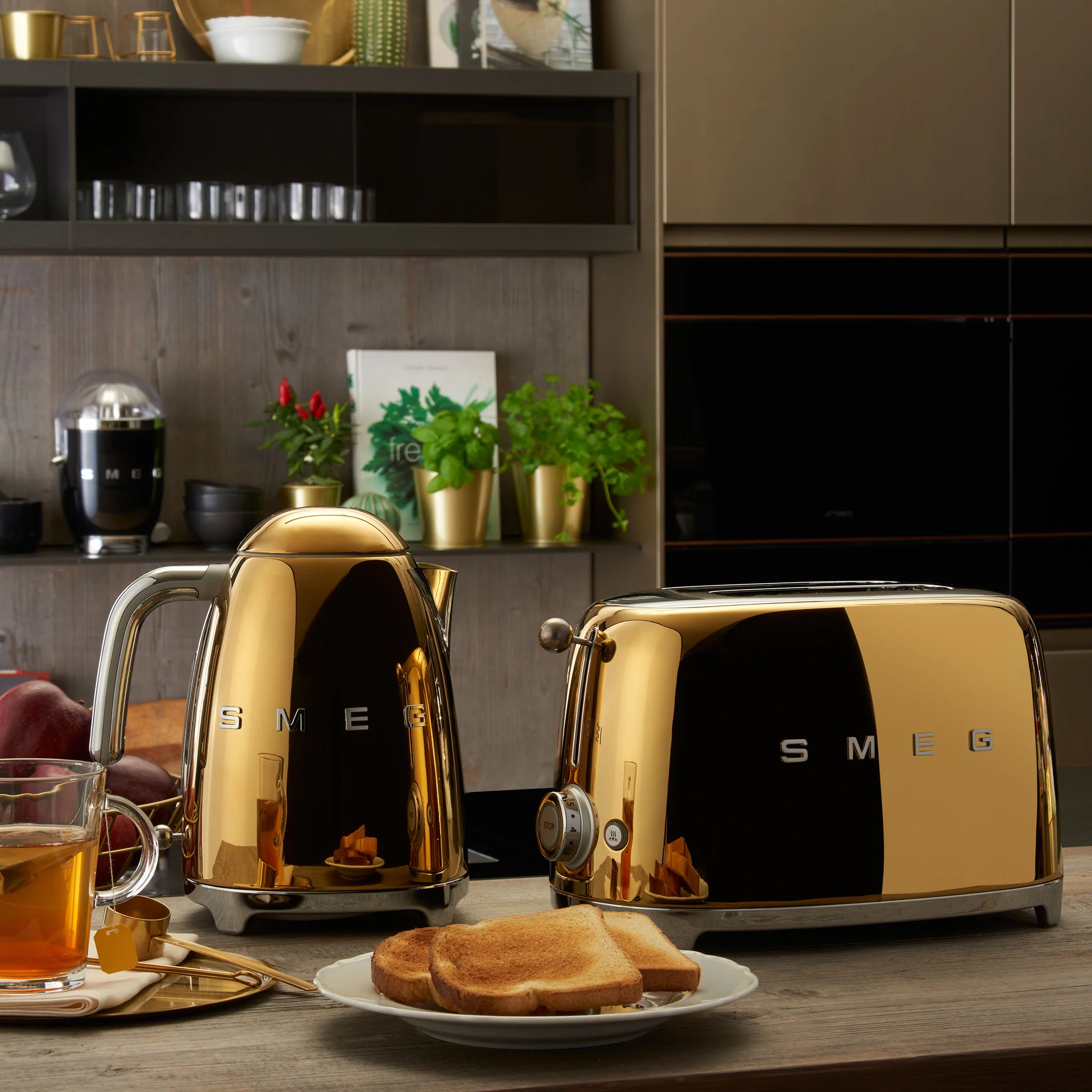 SMEG Prăjitor pâine, 950W - Image 6