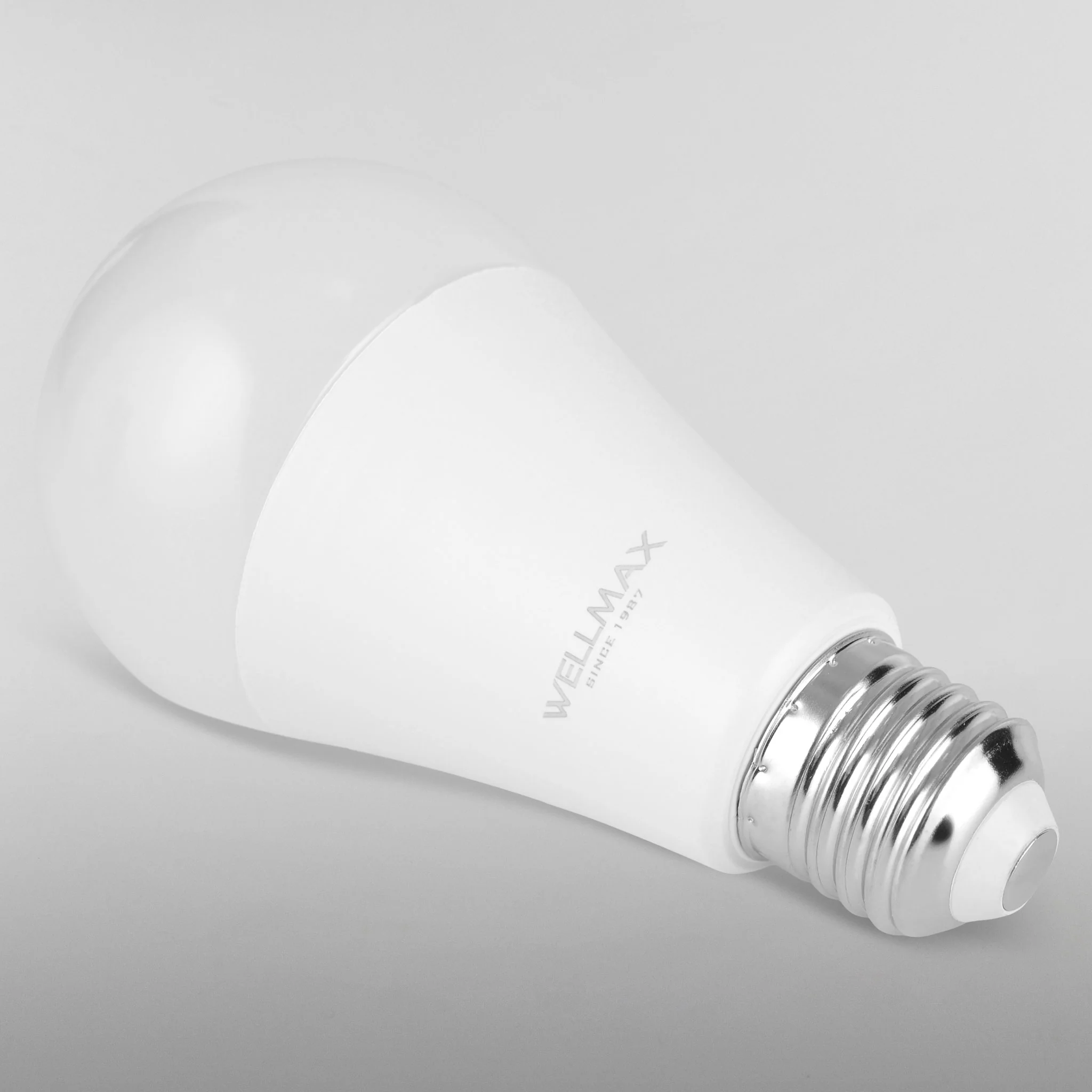 WELLMAX Bec LED 15W E27 - Image 3